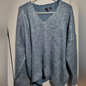 1 State  V-Neck Sweater in Blue With Metallic Silver Accents SZ XL